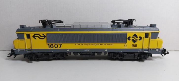 NS Loc 1607 "Ik trok de langste reizigerstrein" (10), Hobby en Vrije tijd, Modeltreinen | H0, Zo goed als nieuw, Locomotief, Wisselstroom