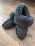 Apollo Pantoffels Maat 39 Grijs, Ophalen of Verzenden, Zo goed als nieuw, Grijs, Pantoffels of Sloffen