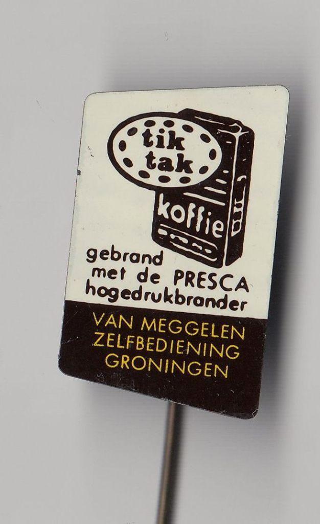 TikTak Koffie van Meggelen Groningen speldje, Verzamelen, Speldjes, Pins en Buttons, Gebruikt, Speldje of Pin, Overige onderwerpen