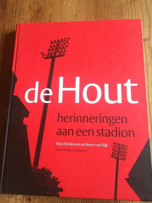 voetbalboek- de Hout -  Herinneringen aan een stadion ( AZ ), Boeken, Sportboeken, Nieuw, Balsport, Ophalen of Verzenden
