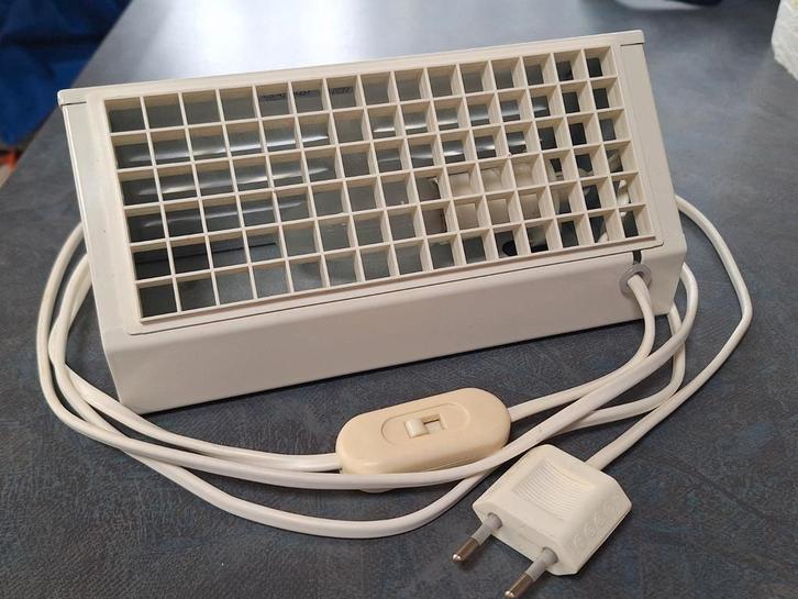 Vintage witte IKEA wand/bedlampje, Huis en Inrichting, Lampen | Wandlampen, Gebruikt, Kunststof, Metaal, Ophalen of Verzenden