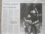 Public Enemy op Lowlands (krant 1999), Verzamelen, Ophalen of Verzenden, 1980 tot heden, Knipsel(s)