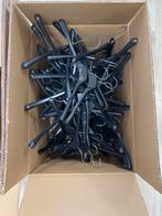 Kledinghangers - gratis, Doe-het-zelf en Verbouw, IJzerwaren en Bevestigingsmiddelen, Ophalen, Zo goed als nieuw