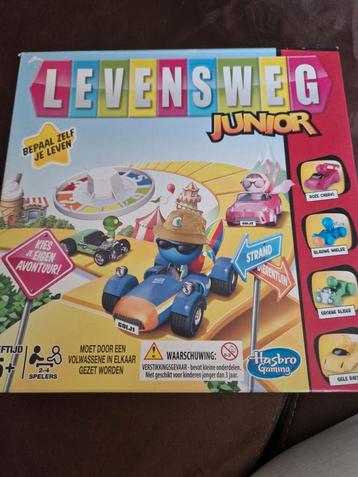 LEVENSWEG JUNIOR IN COMPLETE EN NETTE STAAT  beschikbaar voor biedingen