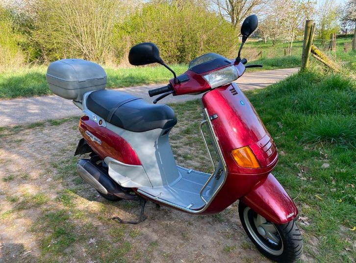 Piaggo SKR 125cc Origineel Collector (172cc), Fietsen en Brommers, Scooters | Piaggio, Zo goed als nieuw, Overige modellen, Benzine