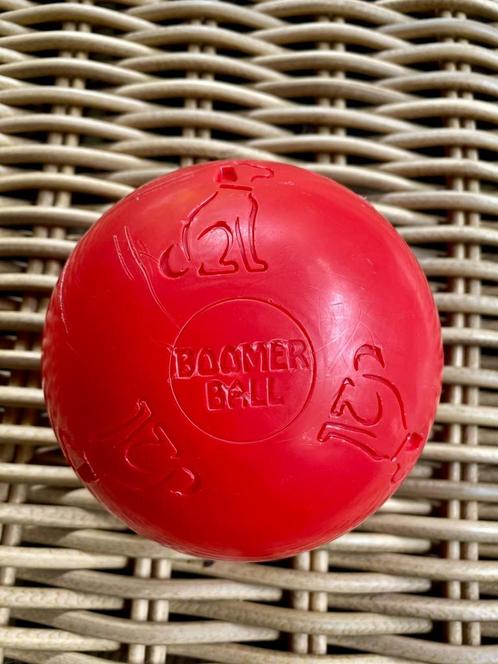 Boomer Bal, M 15cm, hond ball, Dieren en Toebehoren, Hondenspeelgoed, Gebruikt, Ophalen of Verzenden