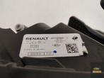 Dacia Sandero III Logan Zilver rechterlamp Perfect, Ophalen of Verzenden, Gebruikt, Dacia
