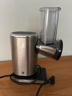 WMF Elektrische Rasp met 5 Trommels, Ophalen of Verzenden, Zo goed als nieuw, Vaatwasserbestendig, Minder dan 1 liter