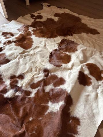 Koeienvel vloerkleed  beschikbaar voor biedingen
