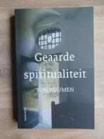 Geaarde spiritualiteit - Ton Roumen, Verzenden, Zo goed als nieuw, Overige onderwerpen, Achtergrond en Informatie
