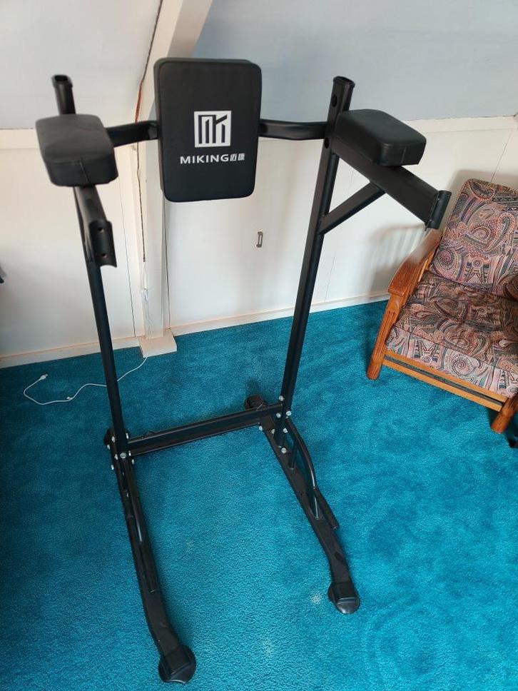 Pull up station, Sport en Fitness, Fitnessapparatuur, Zo goed als nieuw, Overige typen, Armen, Buik, Aluminium, Ophalen
