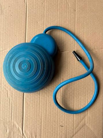 Vintage jaren 50 60 luchtbed opblaasboot pomp beschikbaar voor biedingen