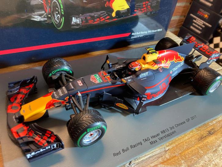 ✅ Max Verstappen Spark 18S305 1:18 Chinese GP 2017 Red Bull, Verzamelen, Automerken, Motoren en Formule 1, Nieuw, Formule 1, Ophalen of Verzenden