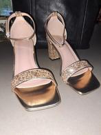 Schoenen hak goud, Ophalen, Zo goed als nieuw, Overige kleuren