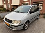 Hyundai Matrix 1.6 AUT 2008 Grijs, Auto's, Matrix, Stof, 1599 cc, 4 cilinders