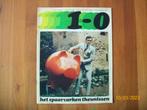 1-0 nummer 14 - 1970 ( poster Gigi Riva, Graafschap), Verzenden, Zo goed als nieuw, Buitenlandse clubs, Boek of Tijdschrift
