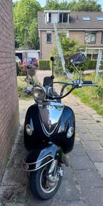 AGM Retro Extra Scooter, Fietsen en Brommers, Snorfietsen en Snorscooters, Ophalen, Benzine, Overige merken