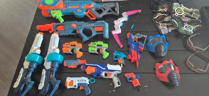 Heel veel nerf pistolen, Kinderen en Baby's, Speelgoed | Buiten | Actiespeelgoed, Gebruikt, Ophalen