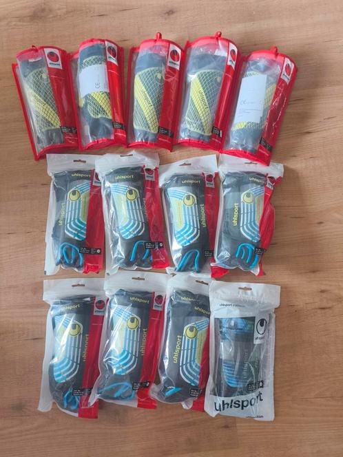 11x Uhlsport scheenbeschermers – Nieuw in verpakking, Sport en Fitness, Voetbal, Nieuw, Overige typen, Maat XS of kleiner, Ophalen of Verzenden