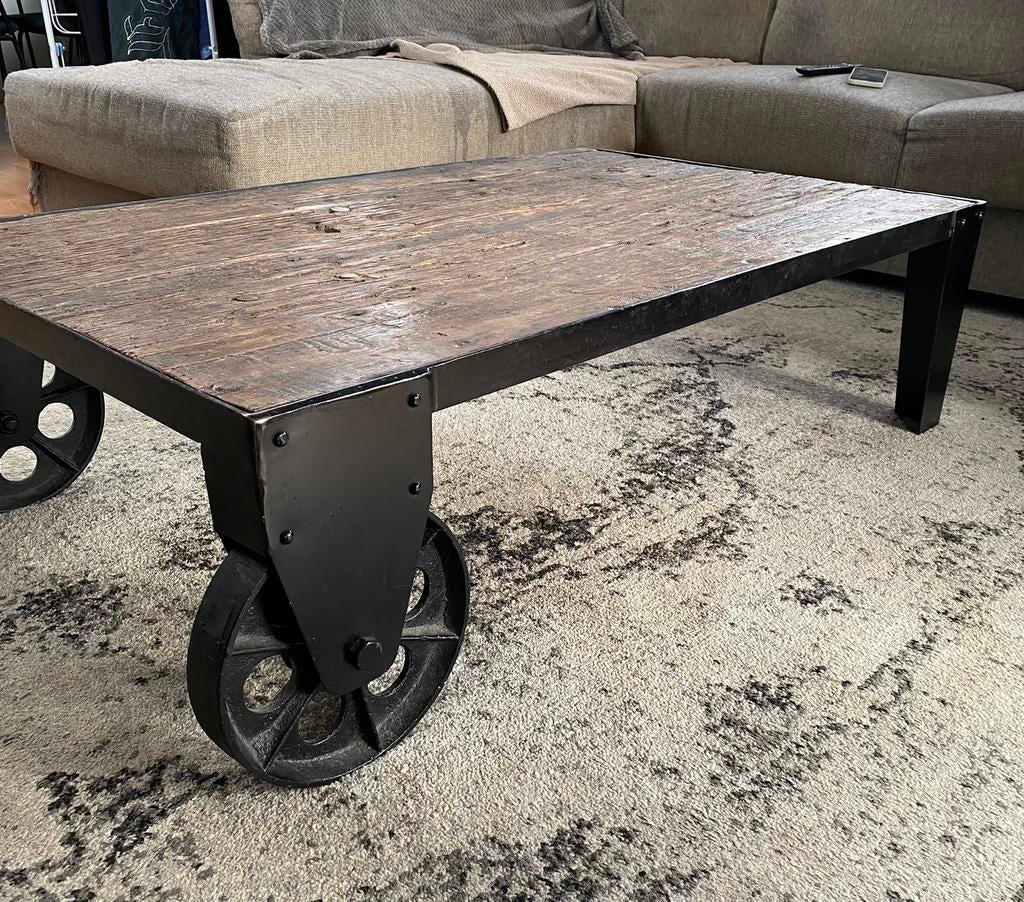 Industriele salontafel, Ophalen, 100 tot 150 cm, 50 tot 100 cm, Zo goed als nieuw