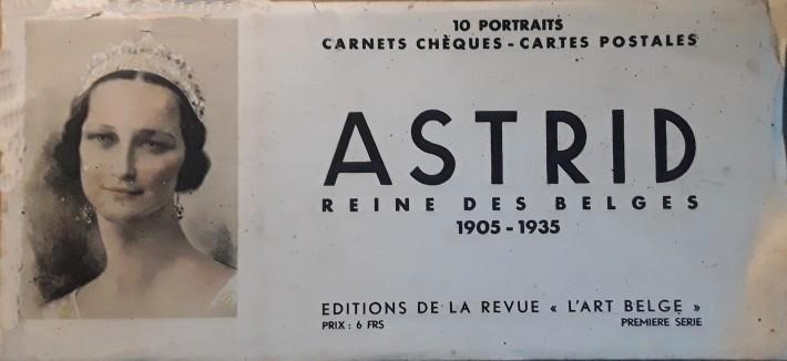 koningin Astrid fotoboekje, Verzamelen, Koninklijk Huis en Royalty, Gebruikt, Kaart, Foto of Prent, Buitenland, Ophalen of Verzenden