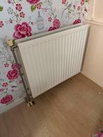Radiator 80x70cm met ophangbeugels - Zoetermeer, Doe-het-zelf en Verbouw, Verwarming en Radiatoren, Ophalen, 30 tot 80 cm, Radiator