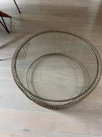 Salontafel van metaal met glazen blad., Huis en Inrichting, Ophalen, 50 tot 100 cm, 50 tot 75 cm, Rond