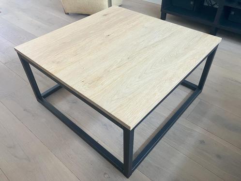 Eiken salontafel 80x80 stalen onderstel, Huis en Inrichting, Tafels | Salontafels, Zo goed als nieuw, Minder dan 50 cm, 50 tot 100 cm