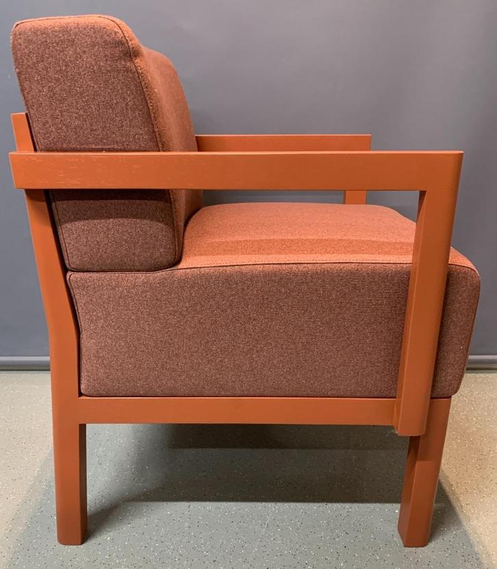 Origineel Piet Boon stoel fauteuil twv € 1150,00, Huis en Inrichting, Stoelen, Zo goed als nieuw, Eén, Hout, Stof, Overige kleuren