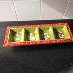 Leuke ( kerst) hapjesschaal, Huis en Inrichting, Keuken | Servies, Ophalen of Verzenden, Overige stijlen, Aardewerk, Schaal of Schalen