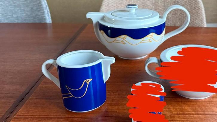 Arzberg David Palterer Flying Objects theepot en melkkan, Huis en Inrichting, Keuken | Servies, Zo goed als nieuw, Compleet servies