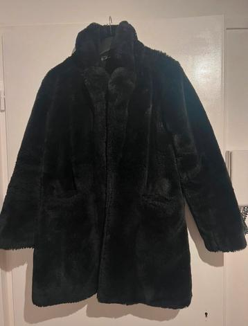 Zwarte Fake Fur Jas beschikbaar voor biedingen