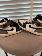 Jordan 1 High Mocha - Maat 42, Kleding | Heren, Schoenen, Ophalen of Verzenden, Gedragen, Bruin, Sneakers of Gympen