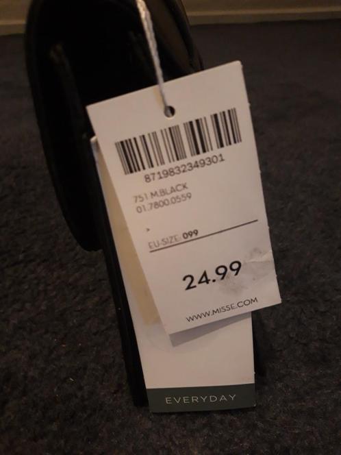 Schouder tasje, Sieraden, Tassen en Uiterlijk, Tassen | Damestassen, Nieuw, Schoudertasje, Zwart, Ophalen of Verzenden