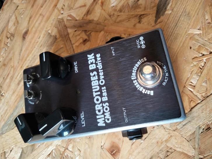 Darkglass Microtubes B3K v1 Distortion, Muziek en Instrumenten, Effecten, Gebruikt, Ophalen of Verzenden