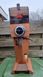 Koffiemolen, Ophalen