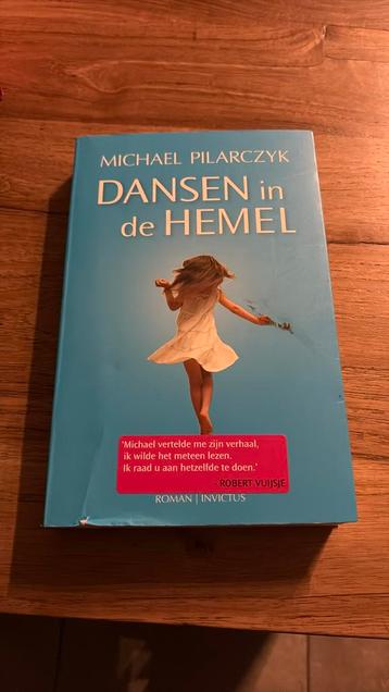 Dansen in de hemel.  Michael pilarczyk beschikbaar voor biedingen