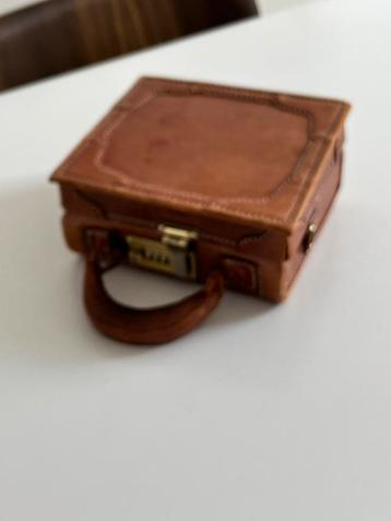 Mini leather suitcase,the luxury brand • is natural leather beschikbaar voor biedingen