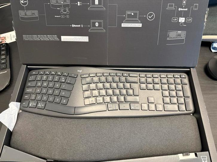 Logitech Ergo K860 Ergonomisch Toetsenbord, Computers en Software, Toetsenborden, Nieuw, Qwerty, Draadloos, Ergonomisch, Ophalen of Verzenden