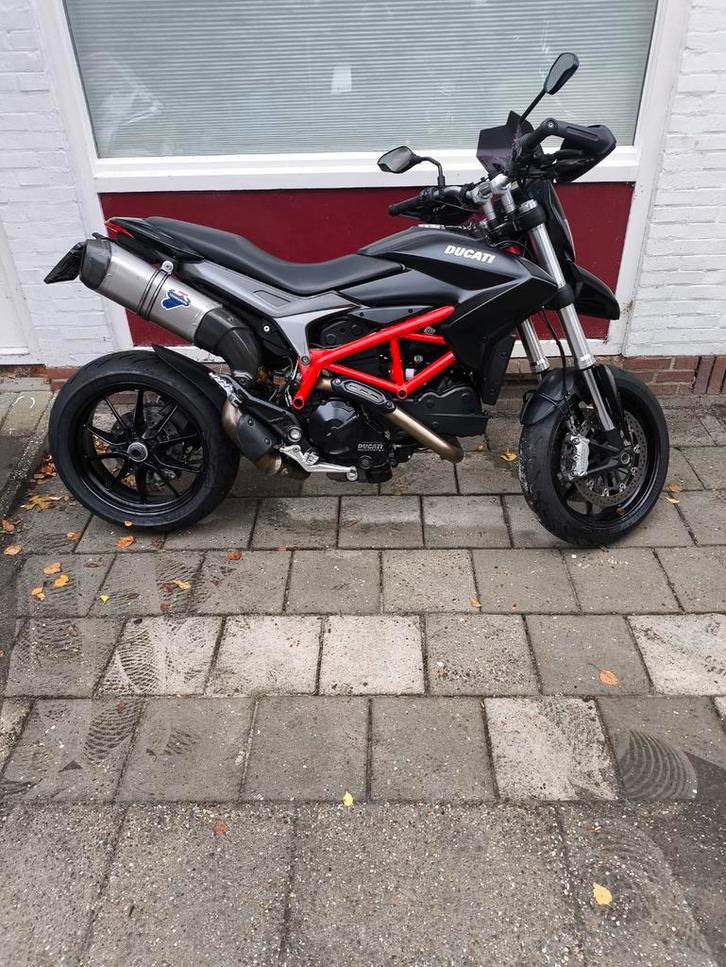 Ducati 821 hypermotard, Motoren, Motoren | Ducati, Particulier, SuperMoto, meer dan 35 kW, 2 cilinders, Minimaal motorrijbewijs A2