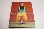 Issey Miyake — Visie op Mode, Kunst & Cultuur, Boeken, Ophalen of Verzenden, Zo goed als nieuw