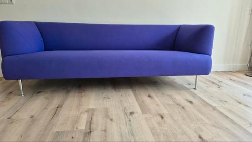 Fraaie design stoffen twee-enhalf zits bank type Gelderland, Huis en Inrichting, Banken | Bankstellen, Zo goed als nieuw, Tweepersoons