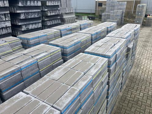 Longstone grijs deklaag HK kwaliteit, Tuin en Terras, Tegels en Klinkers, Nieuw, Klinkers, Beton, 10 m² of meer, Verzenden