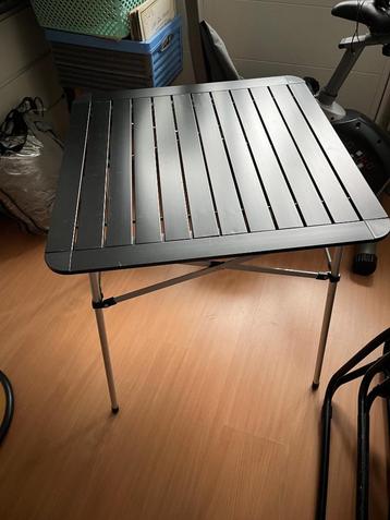 Camping tafeltje beschikbaar voor biedingen