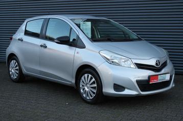 Toyota YARIS 1.3 VVT-i Comfort Uitv. 5-Deurs AIRCO beschikbaar voor biedingen