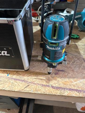 Makita SK209GD Kruislijnlaser beschikbaar voor biedingen