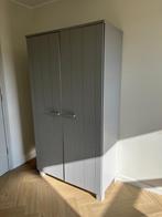 WOOOD nette grijze kledingkast, Met plank(en), 100 tot 150 cm, Ophalen of Verzenden, Zo goed als nieuw