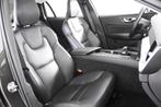 Volvo V60 2.0 B3 Momentum Geartronic *1ste Eigenaar*Leer*Nav, Auto's, Volvo, Automaat, 15 km/l, Zwart, 4 cilinders