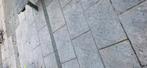Gratis 50 m2 tegels zelf uithalen, Ophalen, Gebruikt, Beton, Terrastegels