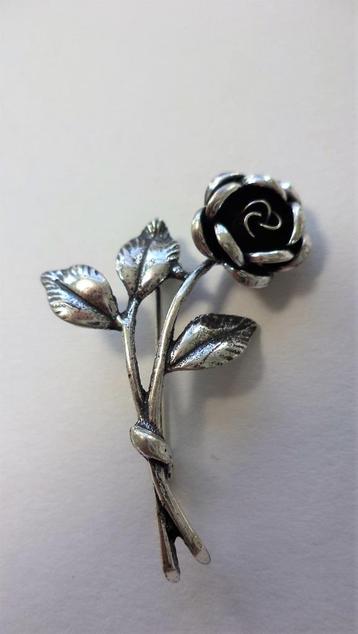 Teka, zilveren broche roos met 3 blaadjes (7294-3694) beschikbaar voor biedingen